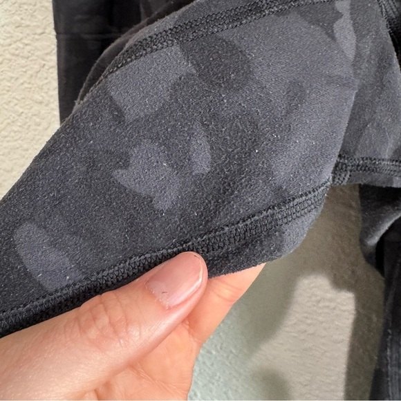Lululemon Align Jogger Crop *23" Incognito Camo Multi Grey Size 6 Workout Gym - Picture 6 of 8